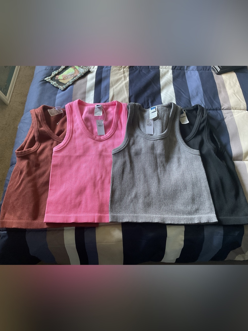 Old Navy Exhale Ribbed Tank Top